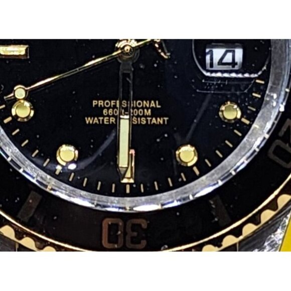 Invicta Pro Diver Men’s 40mm Stainless Steel Quartz Watch | Blue Dial, 200m - Picture 11 of 16